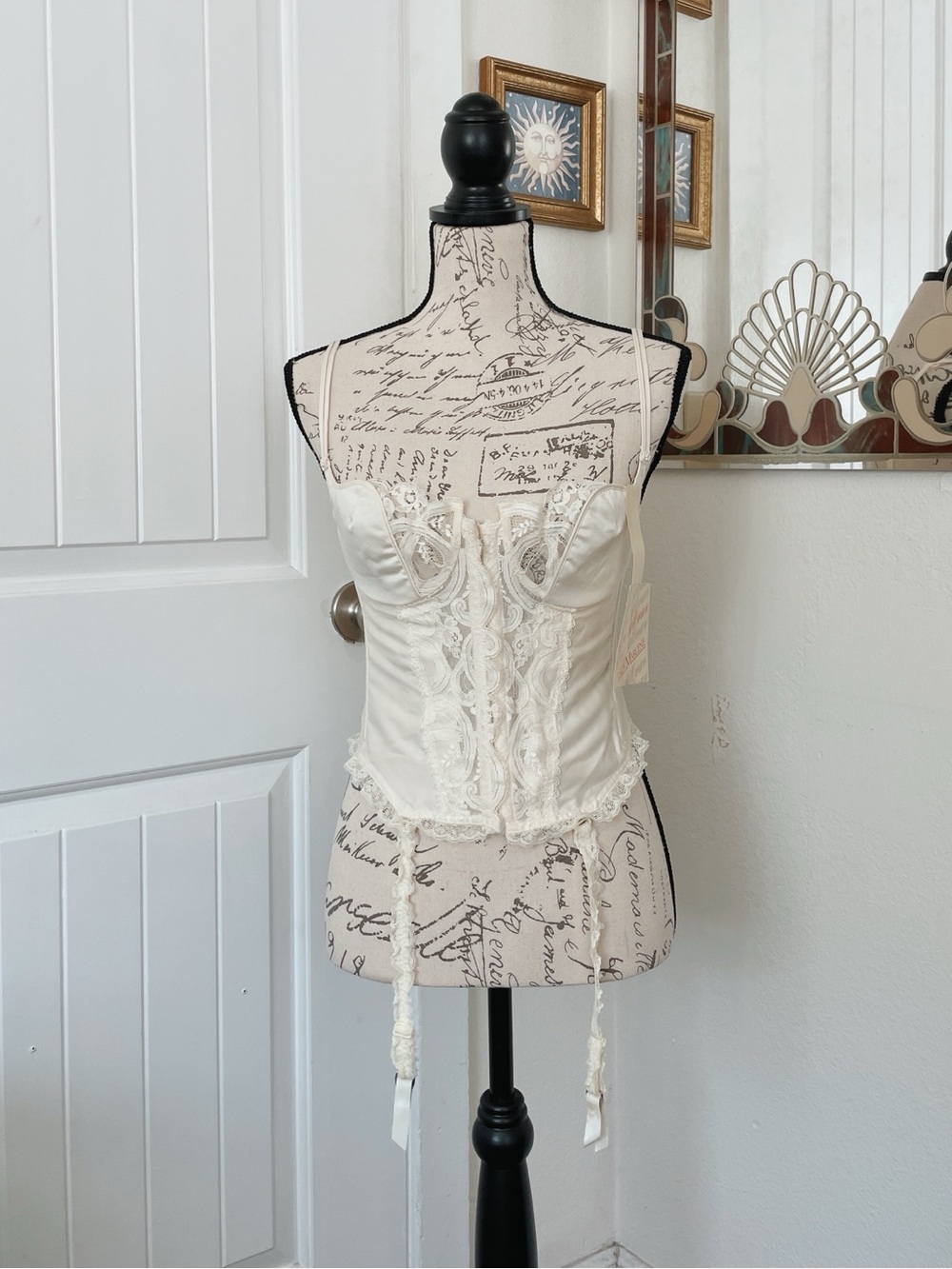 Vintage Eve Stillman for Lady Marlene Ivory Lace Garter Bustier Size 36B